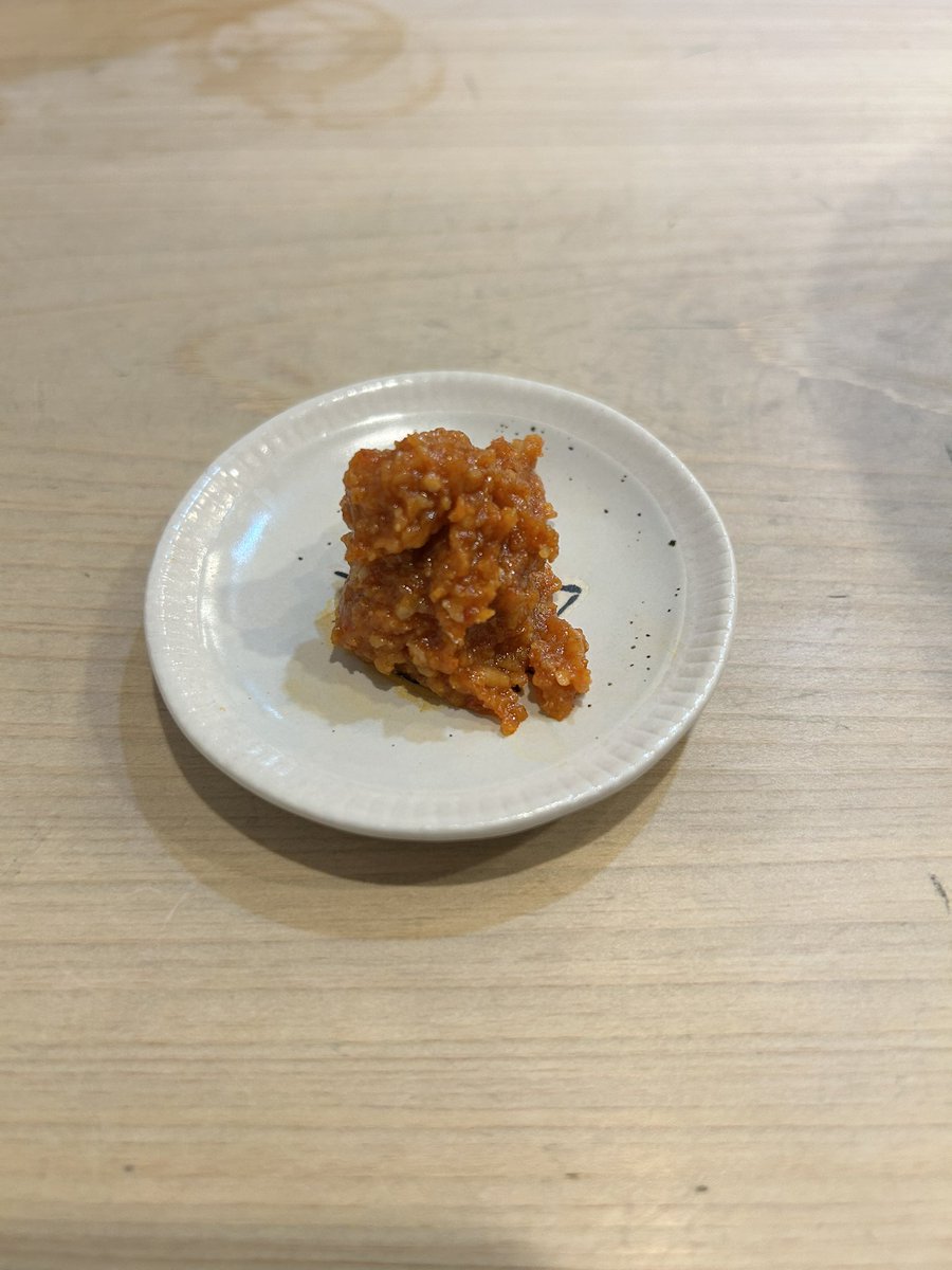 phantom_crab's tweet photo. すばる食堂🧭坂戸市
レバニラ焼きそば
秘伝の純レバ丼

レバーたっぷり野菜や🍄‍🟫も具沢山で最高🤤✨
さっぱりめな味わいでもすでに美味しいのに辛味噌での味変がヤバすぎる🤩‼️
辛さより味噌寄りでめっちゃ美味しい🥰
丼もレバーたっぷり、タレがめちゃウマで無限にイケる😍‼️
ご馳走様でした🦀🦀🦀 https://t.co/6FspUK7FSe