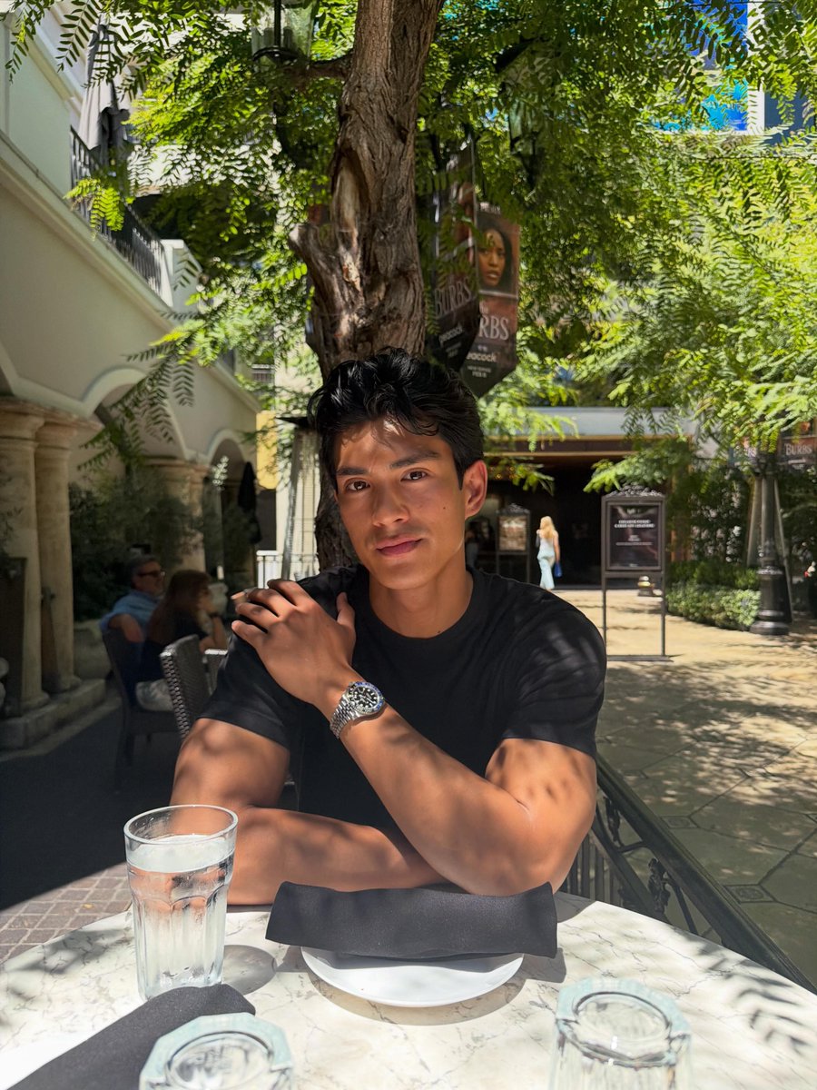 TeamAnthonyOfc's tweet photo. Update: Anthony Constantino new IG post.

"lunch date tayo" 

IG 🔗https://t.co/ULyS4YS9PW

#AnthonyConstantino https://t.co/V4d6d5N9zd