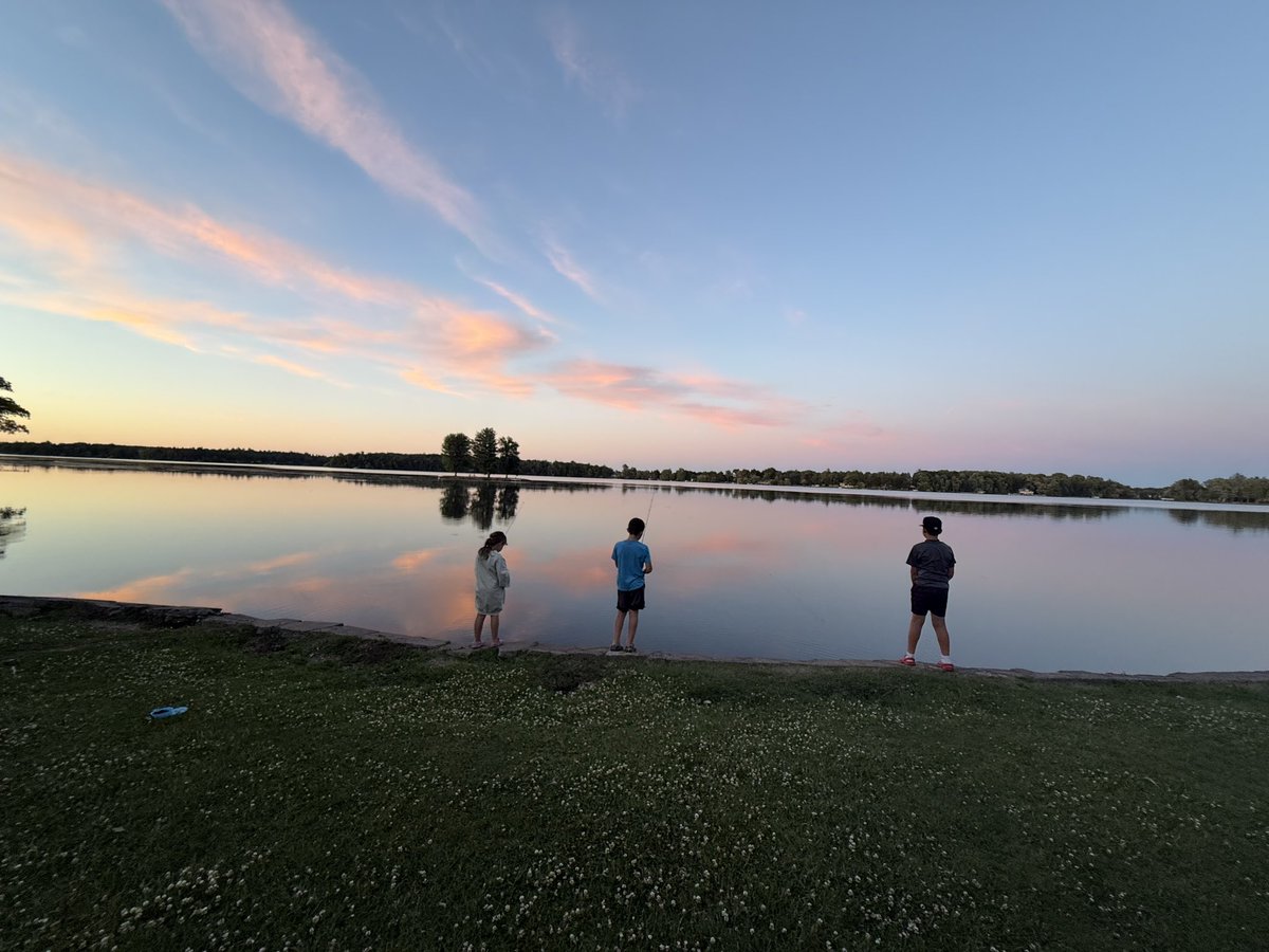 ProfeBeckstrom's tweet photo. Summer 2026 - Day 16 (part two): Ski show and twilight fishing! 🎣 https://t.co/k9urmXv6Tk