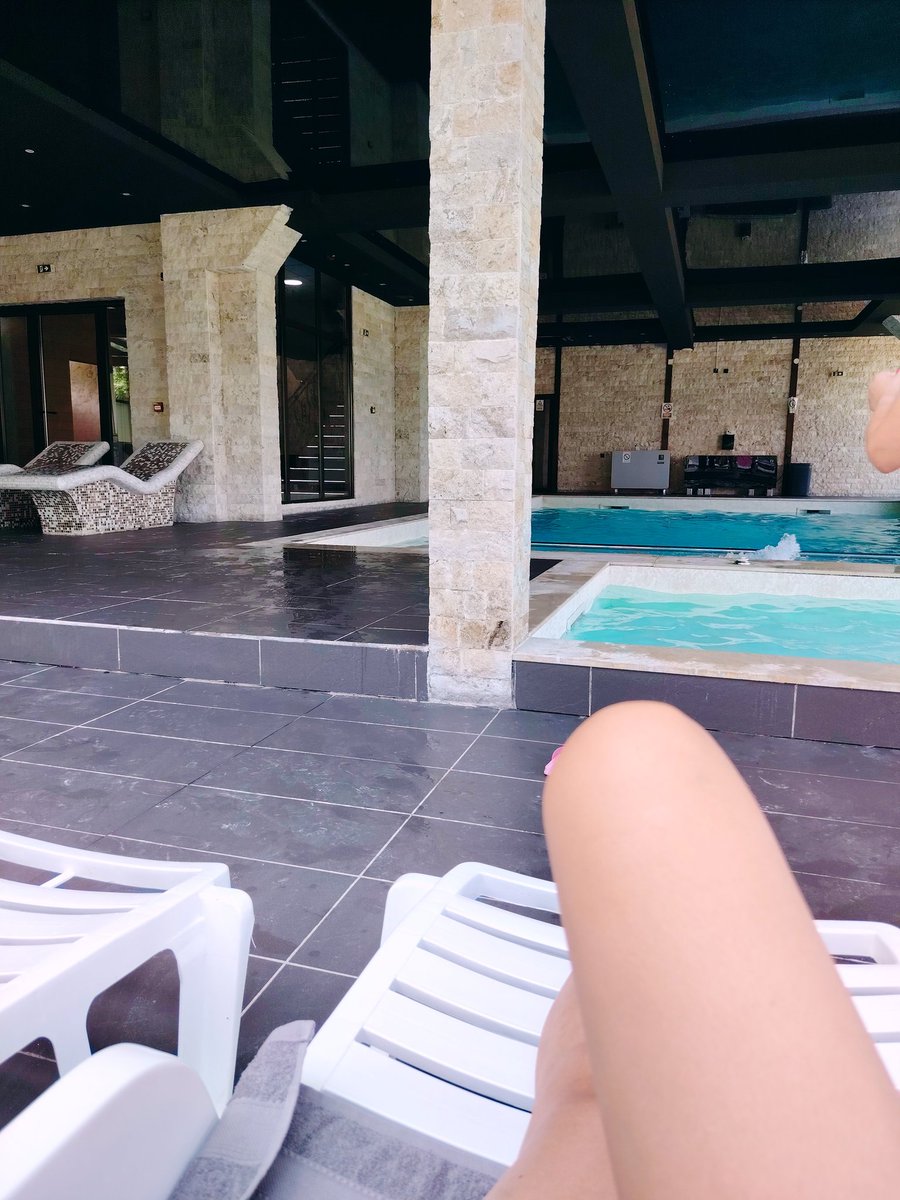 Interrupted_d's tweet photo. 🏊 https://t.co/bsGjsRpq6Y