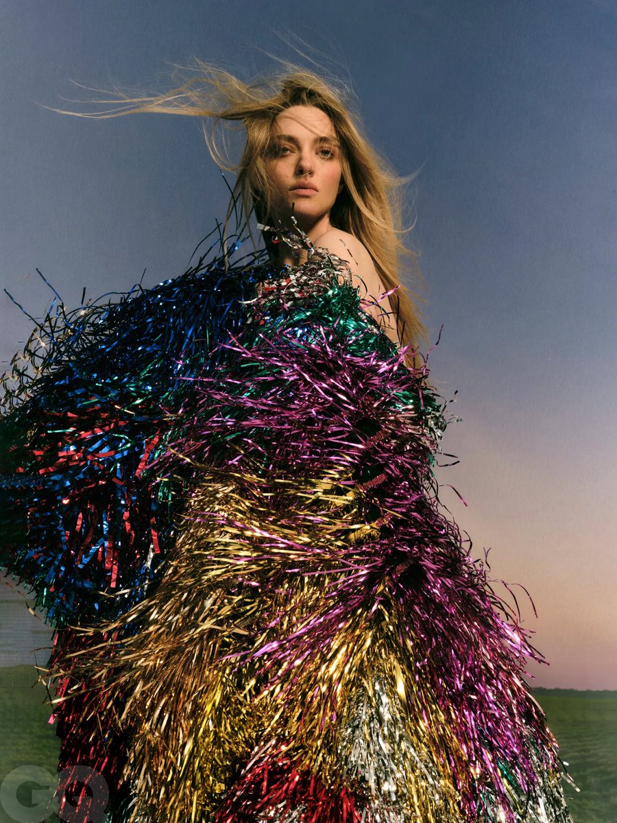 seyfriedfiles's tweet photo. Amanda Seyfried x British GQ’s Heroes Issue https://t.co/M51em6LbYE