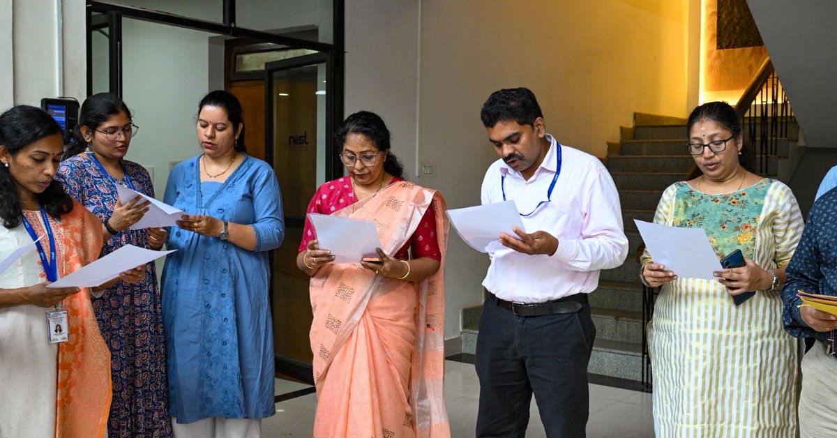 csir_niist's tweet photo. On the occasion of World Blood Donor Day 2026, CSIR-NIIST staff members took the Blood Donor's Oath, reaffirming their commitment to voluntary blood donation and saving lives. @CSIR_IND @DrJitendraSingh #worldblooddonorday https://t.co/i9Ifd0oEgQ
