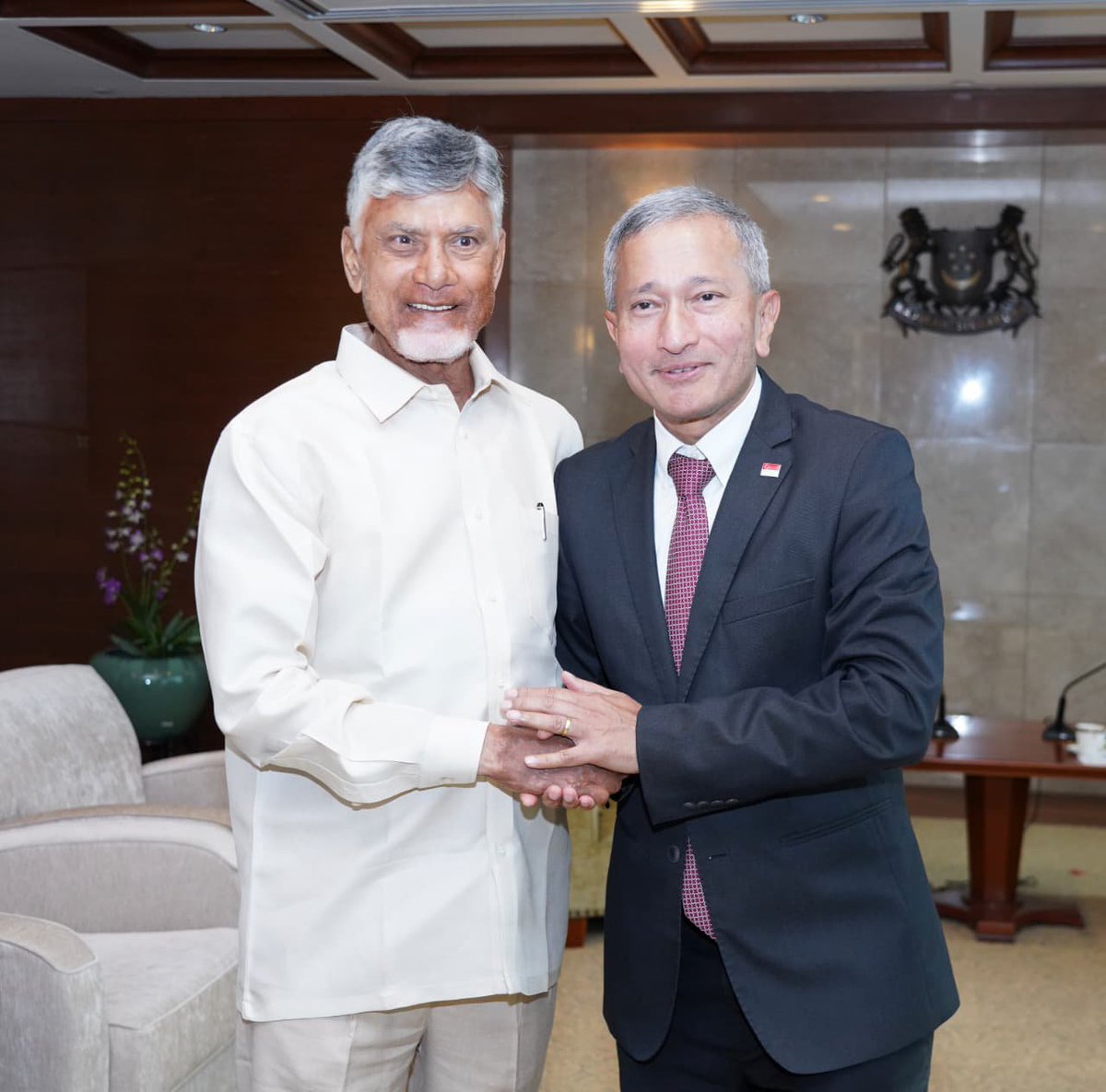 ncbn's tweet photo. It was a pleasure to meet the Hon’ble Foreign Minister of Singapore, Mr. Vivian Balakrishnan. We had a warm and productive discussion and fondly recalled our previous meetings.

Our conversation focused on strengthening connectivity and economic linkages between Singapore and Andhra Pradesh, including air services, upcoming airports, and enhanced air connectivity.

We also discussed opportunities in digital infrastructure, undersea internet connectivity, data center-led ecosystem development, and emerging areas in the commercial space sector. I shared AP’s vision to leverage its strategic advantages and build a future-ready economy powered by innovation, connectivity, and global partnerships. 
@VivianBala 
#InvestInAP
#ChooseSpeedChooseAP