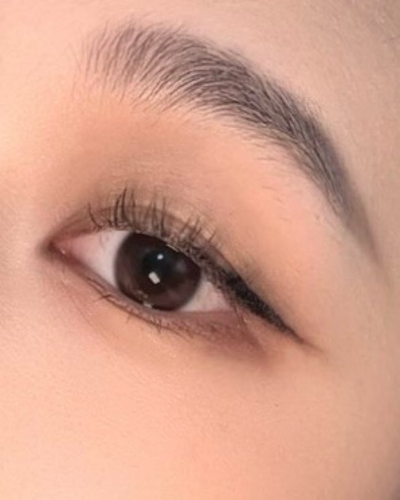 duumountain's tweet photo. 속쌍, 꼬막눈, 넌 화장 안 한 게 젤 ㄱㅊ아 << 해당되시면 주목 👁️👁️

평행사변형 아이라인 그리는 법 터득하고 눈매 가로연장이 가능해짐

타래로 ⬇️⬇️ https://t.co/4YYRmPRHS8