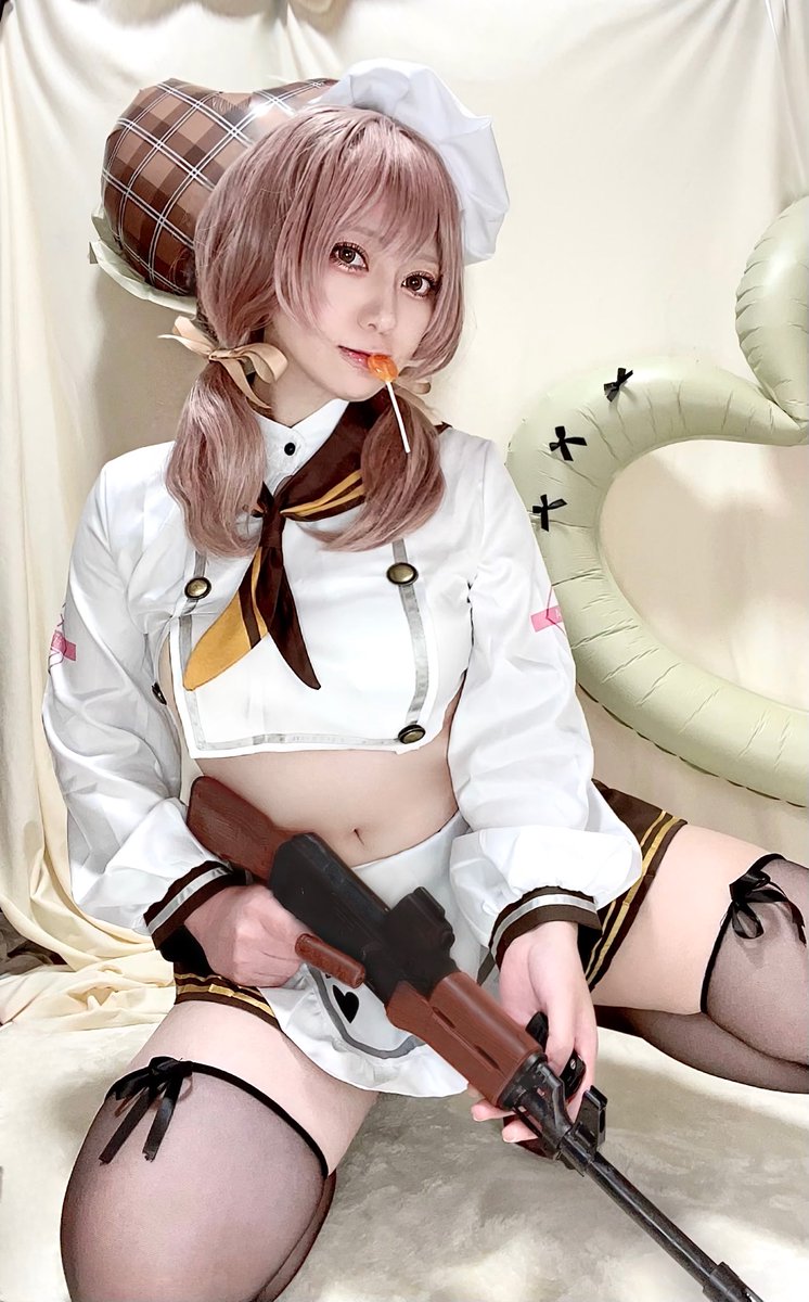 yayageso's tweet photo. 勝利の女神：NIKKE ブレッディ🍞🥨 https://t.co/hUrEISQwjF