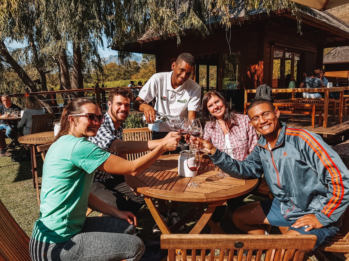 bajabikes's tweet photo. We're excited to introduce our brand-new #Stellenbosch Highlights #BikeTour! Discover the heart of South Africa’s wine country on two wheels, and learn all about the winemaking process and taste a delicious chocolate-wine pairing! 😋😍🍷🍫 #BajaBikes

https://t.co/VhZ5MEAwSs https://t.co/lE7GCIcliC