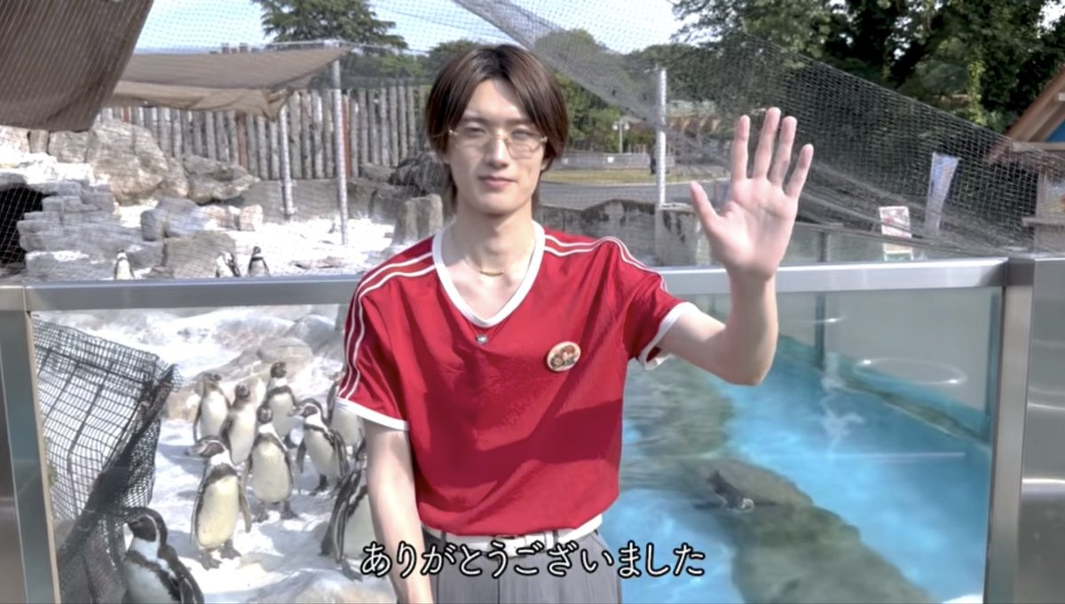 t0923_07's tweet photo. 2週目にして気づいたんだけど柔太朗くんタカシくんのグッズをしれっとつけてる笑 https://t.co/rtpxgInUJz