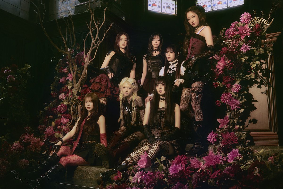 Girls2_official's tweet photo. ＼💖📲生配信情報📲💖／

【Girls²】
ニューアルバム発売記念✨
文化放送「#がるがるトーク」生放送＆生配信SP
実施決定❣️

＝＝＝
📅6/24（水）
1️⃣20:00- 20:30  ラジオ &amp; QloveR 生放送
💐美咲/桜花/綺羅

2️⃣20:30-21:00　QloveR限定生配信
💐メンバー全員出演

🔗https://t.co/m44x7uFYCn

#Girls2 https://t.co/wVIAckwbL5