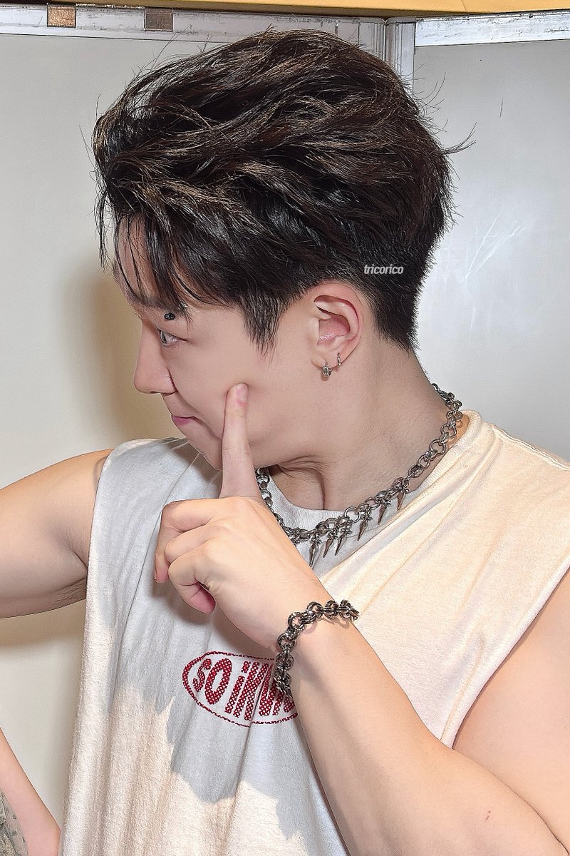 TRE_tricorico's tweet photo. 🖍️
 ‍              ᕱ   ᕱ ⋆☆  
             (⸝⸝◜ㅠ◝⸝⸝)
┏━♡━ U U━♡━┓      Get ready?
♡    바비야 야호~♩  ♡      포토타임!
┗━♡━━━━♡━┛      260614📸 https://t.co/V73NoSJUPK