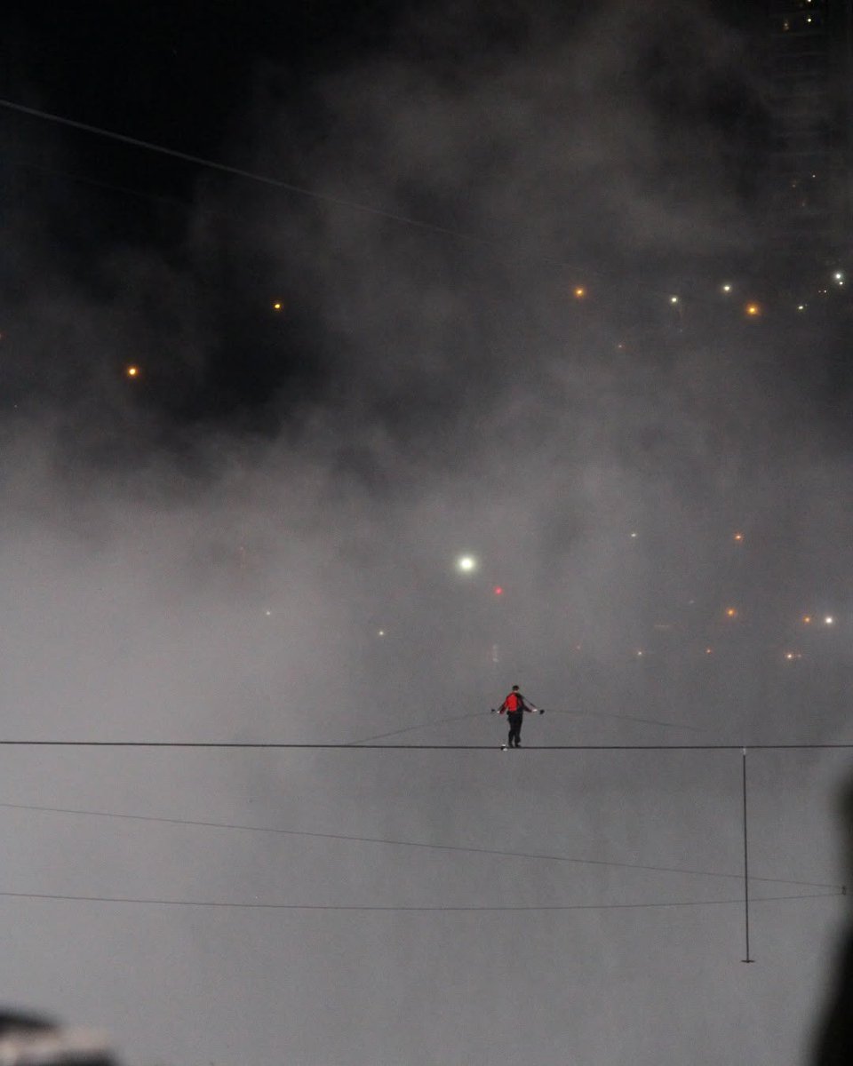 NiagaraFallsUSA's tweet photo. Fourteen years ago today, @NikWallenda successfully walked across #NiagaraFalls on a high wire from the U.S. to Canada. 🌊 😮 👣 https://t.co/IODIoYFzhs