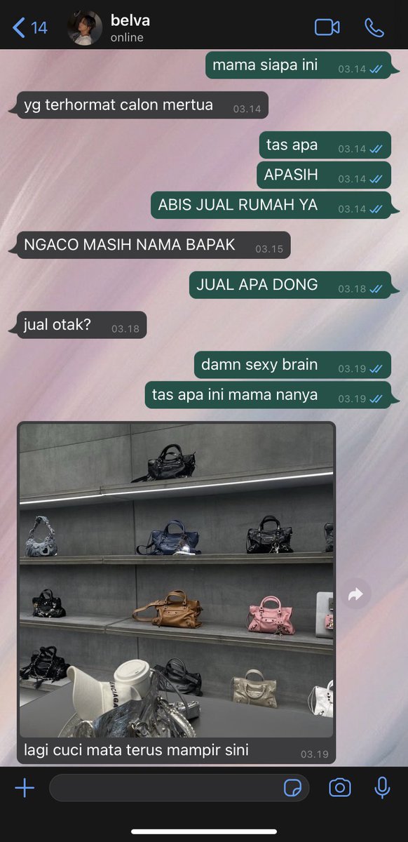 lysaajpg's tweet photo. suruh siapa cuci mata sendiri gak ngajak cewenya https://t.co/f9QCE3FXq8