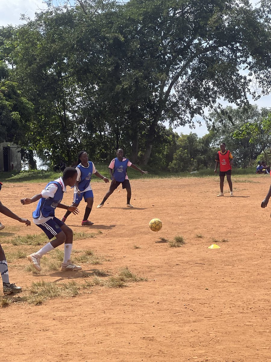 PlayOnFoun's tweet photo. Sport for Development plays a vital role in empowering girls to thrive in sports and beyond. At @vhs_entebbe, sport creates a safe and inclusive environment where girls can build self-esteem, stay engaged in education and unlock opportunities for a brighter future. https://t.co/2eUopKKH6t