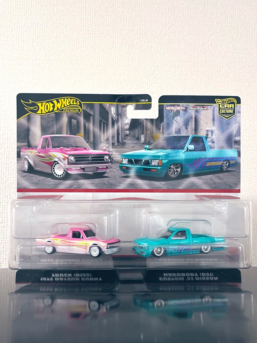 Hello_Abe's tweet photo. 安かったからインテリアとして買いました〜
#ホットウィール https://t.co/2QJEKardpV