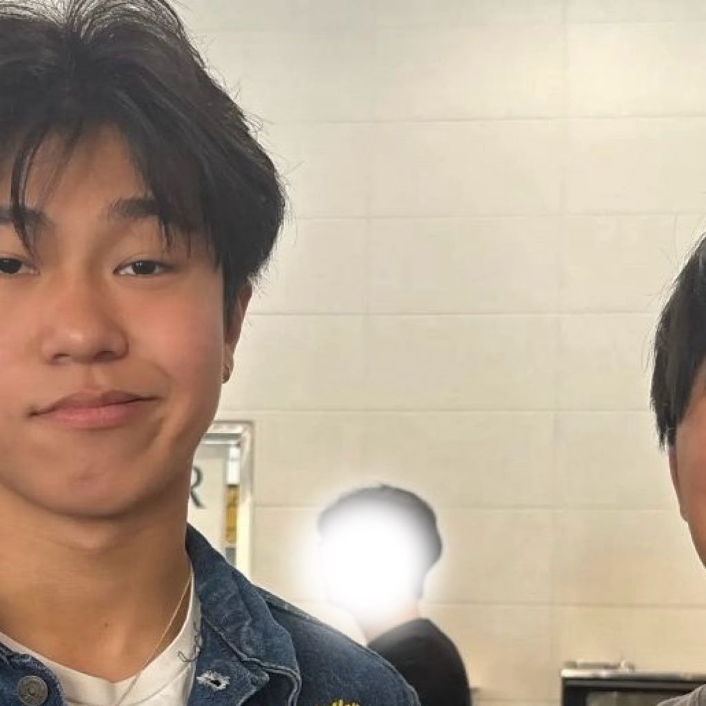 W4YFORP4RTY's tweet photo. CAKEP BANGET... SAM... KONSONAN LANGIT YANG AKAN MENJADI SEBUAH TAKDIR CINTA KITA, MENJADIKAN HAMPARAN BAHWA SAKSI INI, DETIK INI, SECARA SINARAN ULTRAFENG YANG MULAI DI NAUNGI GREENDAY CINTA KITA MENJADI NYA. AKU SUDAH MEMPERSEMBAHAN TERJUN DARI HELIKOPTER UNTUK KAMU SAYANG!!!! https://t.co/DWRHxEySmd