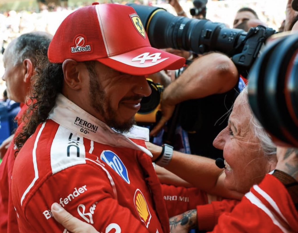 Angelacullenn's tweet photo. P1 🏆🏎️🏁 🇪🇸 https://t.co/Wb9yygaXd2