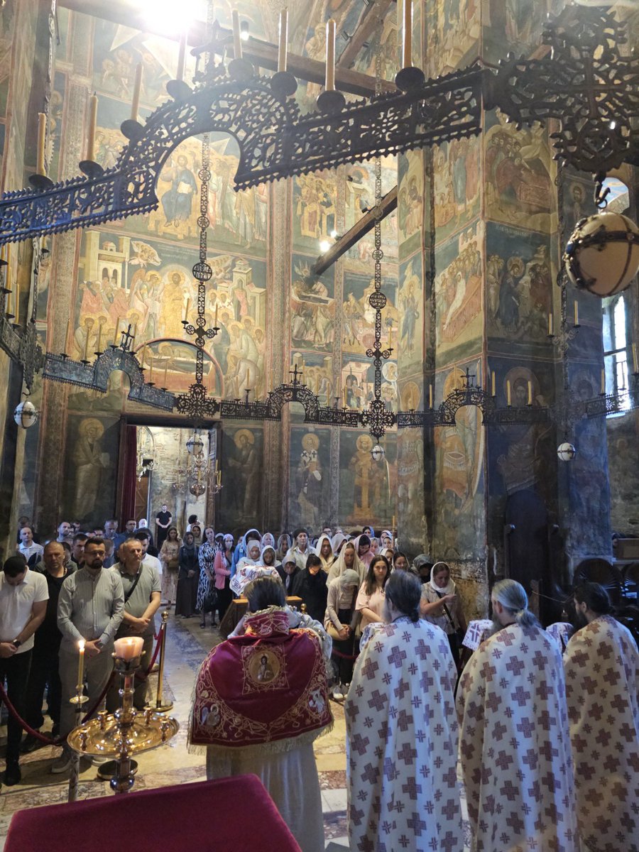 DecaniMonastery's tweet photo. Holy Liturgy at Visoki Dečani Monastery, Sunday 14 June 2026.
#SerbianOrthodoxChurch #Kosovo #DecaniMonastery https://t.co/TEwF0CgBpn