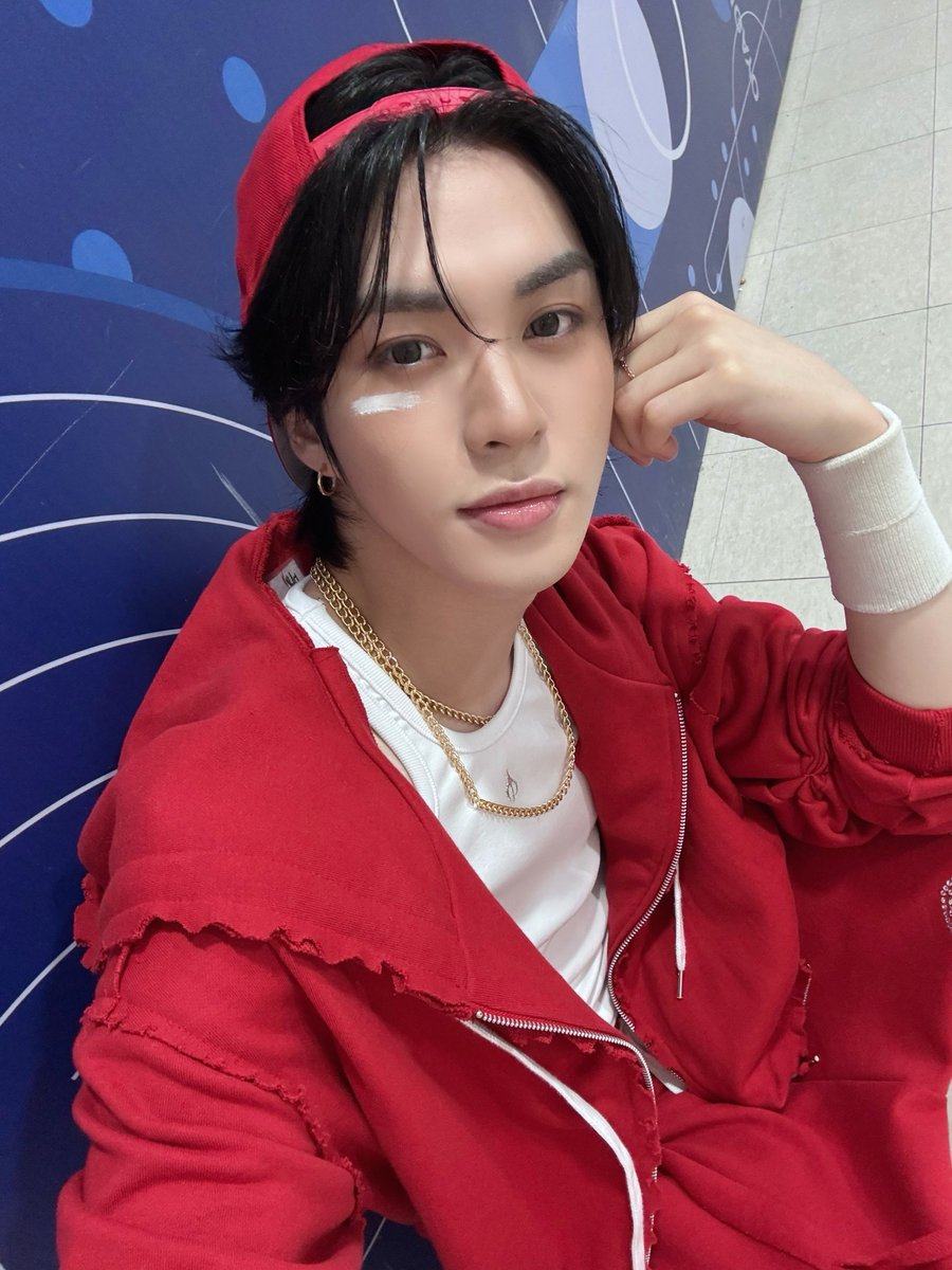 by_EPEX's tweet photo. 에코 2주차도 화이팅🔥🔥

#EPEX #이펙스 #AMIN #아민 https://t.co/etWYr0bIDn