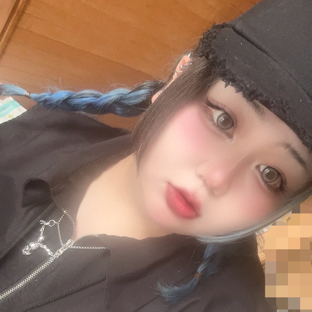 亞 ン tweet media