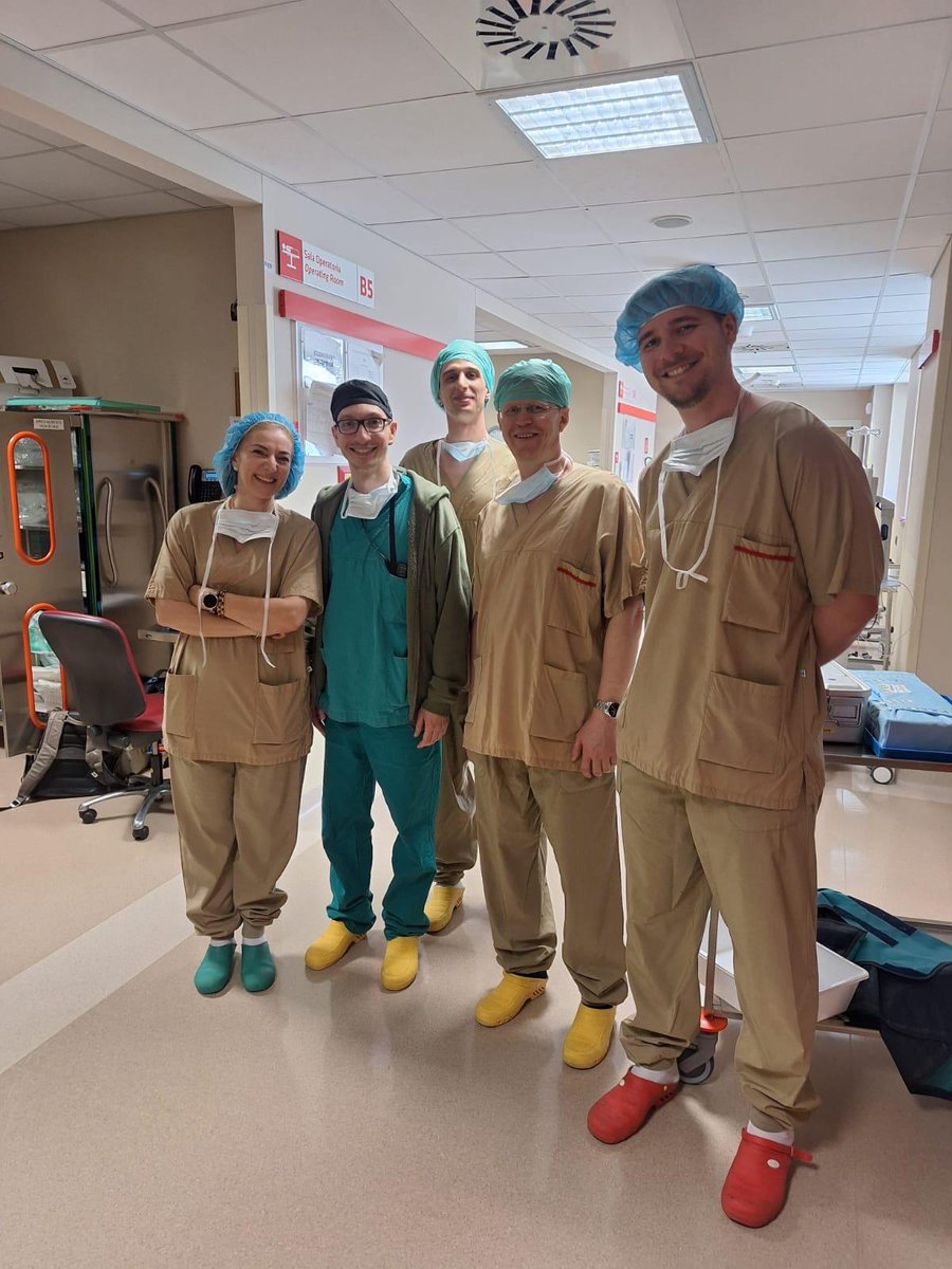 quanta_system's tweet photo. #QuantaSurgicalTrainingLab🚀
🙏Thanks to Dr. @Davide_Perri90
🏥Sant'Anna Hospital, Como 🇮🇹
🩺#CyberHo150 with #QuantaMagnetoTechnology🧲
👥Together with Doctors from 🇷🇴 and Sofmedica, our official distributor in Romania and Hungary
#UrologyInnovation #QuantaSystem #BeQuanta https://t.co/c7SOpYZnew