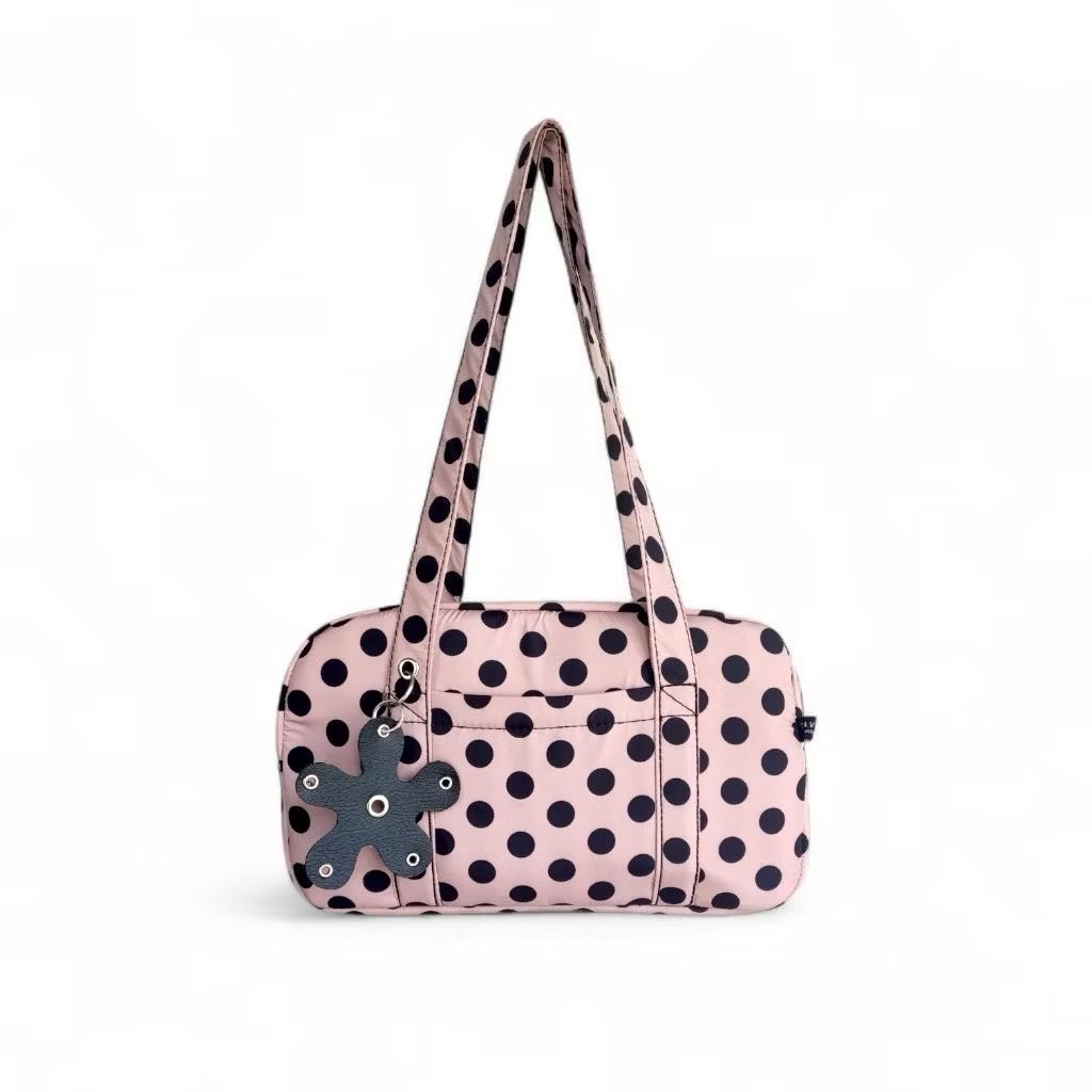 wwwishlistcom's tweet photo. polkadot lagi naik daun banget nih… siapa yg suka sama motif satu inii? tas ini lucu bangett compact dan harganya affordable https://t.co/mYbAbnk6Mg