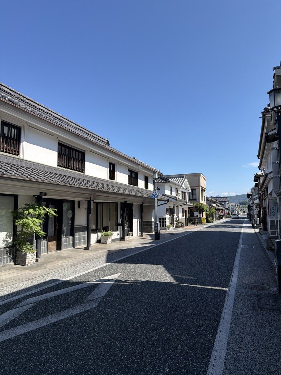 Yoshitabiblog's tweet photo. 日田という所に行ってきました。
街並みの良さはありましたが、やはり通り越して湯布院や別府の魅力があるのは納得。

特別な豚らしいですが、生姜焼き2200円。。
僕は普通の豚の生姜焼きでいいと思いました！🥹 https://t.co/g8FfzpT5Jp