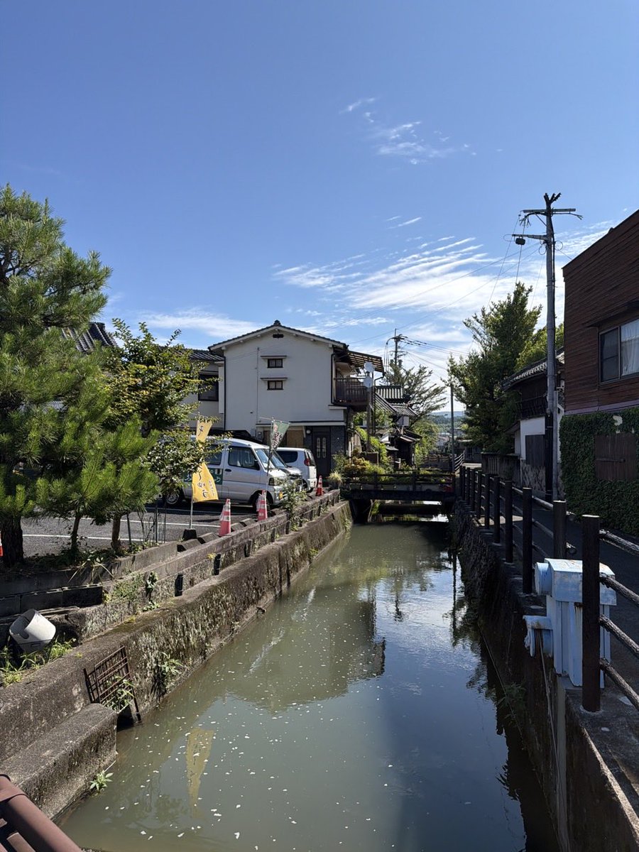 Yoshitabiblog's tweet photo. 日田という所に行ってきました。
街並みの良さはありましたが、やはり通り越して湯布院や別府の魅力があるのは納得。

特別な豚らしいですが、生姜焼き2200円。。
僕は普通の豚の生姜焼きでいいと思いました！🥹 https://t.co/g8FfzpT5Jp