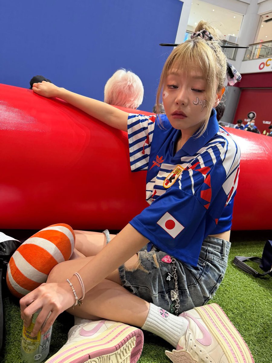こういう画像を投稿できる元AV女優のほうが100倍好印象。