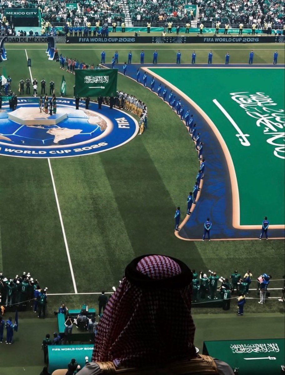 sultan_alhed's tweet photo. ،
،
الله معاك يالأخضر 🇸🇦🤍🇸🇦
،
 #السعوديه_الاوروغواي https://t.co/eyYdFEHNbh