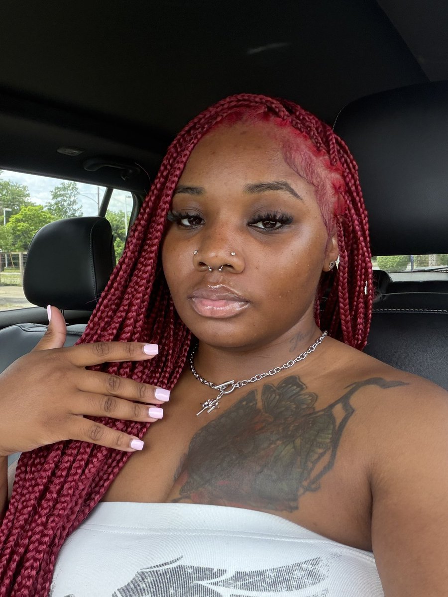 thatgirljahh's tweet photo. so pretty ma https://t.co/ARiqrUVO5n