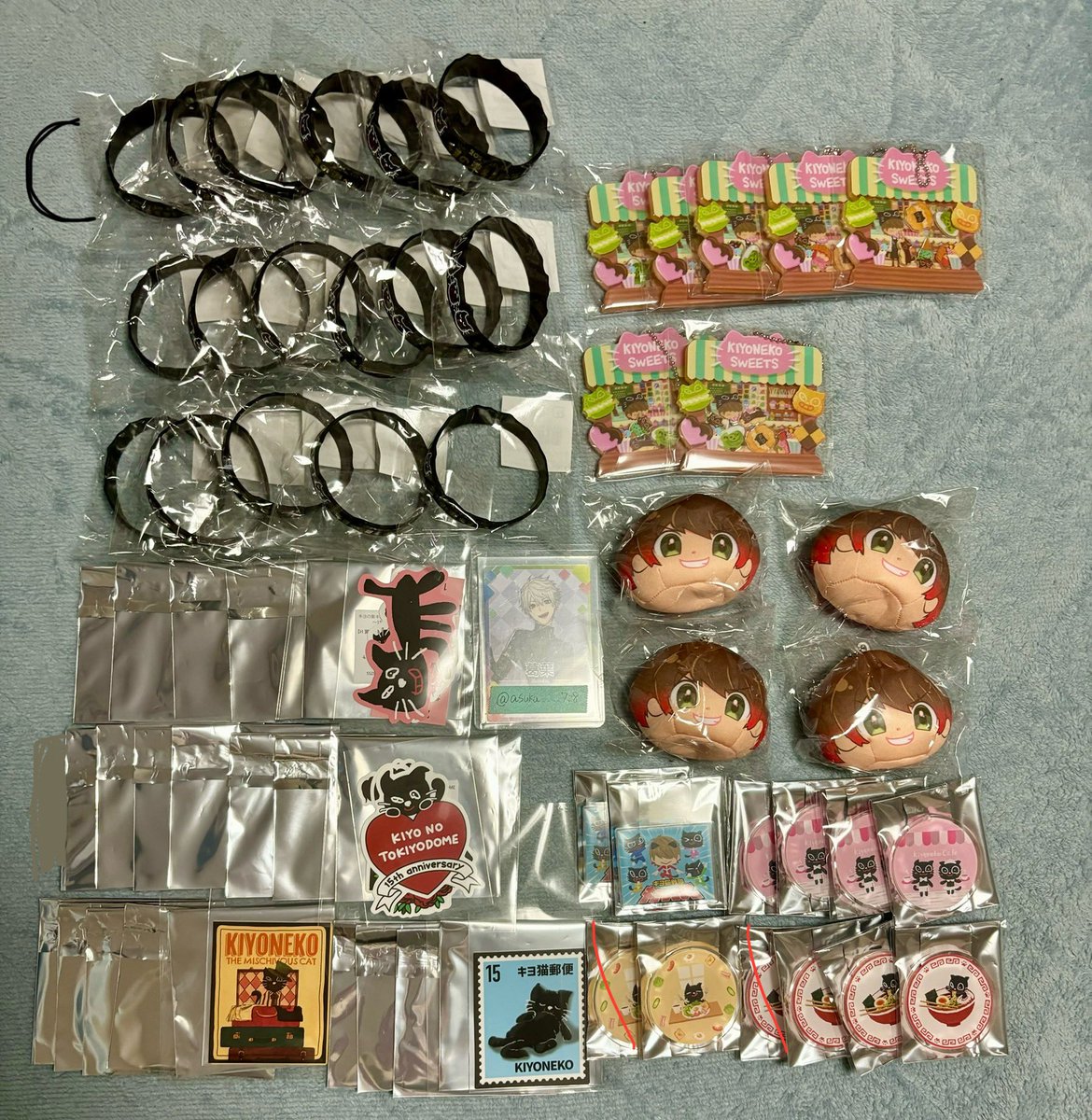 asuka_____728's tweet photo. 【交換 譲渡】 キヨ 東キヨドーム くじ ガチャ 15th Anniversary 15周年 キヨ猫 イベント

譲▶︎D.E.F.G.H賞
ビーズクッション、アクキー、ラババン、アクバ、ステッカー

求︎▶定価900円+送料or ALTのもの

まんじゅう以外は1点から可

7/5手渡し可 https://t.co/y0HauJN4Lz
