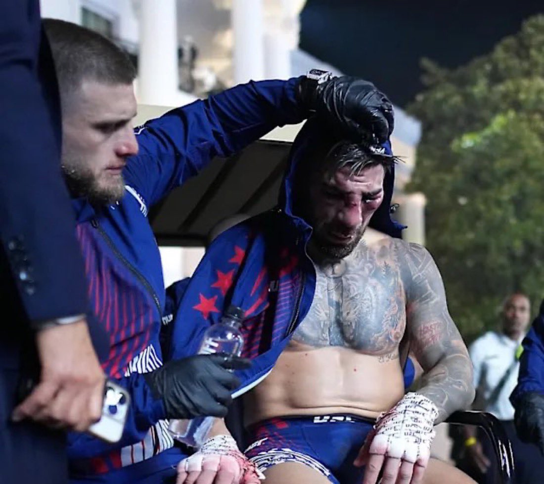 illa's tweet photo. 🚨BREAKING🚨

Ilia Topurias team says they believe that “Our food was poisoned, he threw up 2 times before the fight. He wasn’t himself”

Per: sources https://t.co/IwD021mm7b