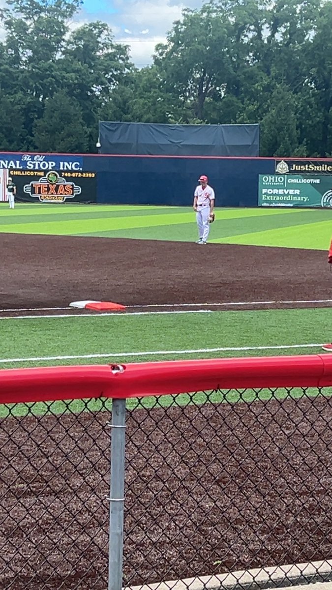 shsbaseball2025's tweet photo. Southeast District All Star game. Starting catcher Cole Cashdollar. Starting pitcher Connor Roshon. Starting second basemen Noah Wamer. https://t.co/gY7bAYdCzD