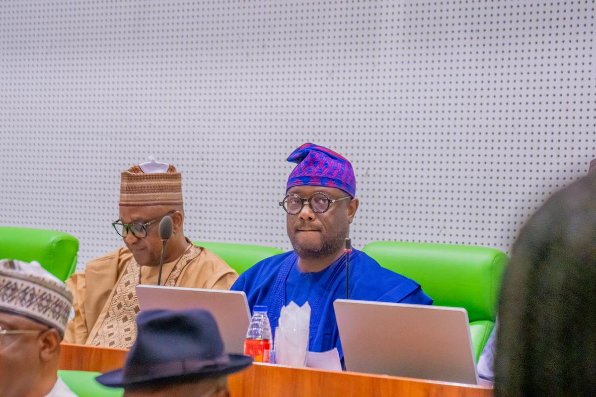 Speaker_Abbas's tweet photo. Nigeria cannot defeat tomorrow's threats with yesterday's solutions.

Today, I declared open the public hearing on key defence and security bills aimed at strengthening our military institutions, improving veterans' welfare, enhancing inclusivity, and modernising our legal https://t.co/MPZEecE07g