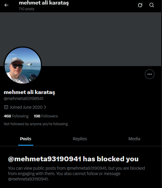 MaxieDraws1's tweet photo. Be aware from that men, he is scamming ppl as you can see the convo I had with him Lmao xD https://t.co/SOyMX2sNbV