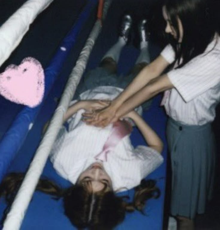 restiaurants's tweet photo. creepy tidak sama dengan liminal ye. semua spot bisa jd creepy tp gak semua spot bisa jadi liminal. mv kpop creepy bamyak kok apalagi dr RV, celebration punya lsf jg gw anggap creepy. tp spot2 kayagini setau gw cm ada di illit https://t.co/yFLVQ50imq