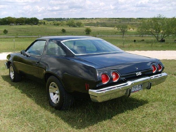 busted_flat's tweet photo. @Oldtimers365 '72 Malibu 350 c.i. 

Not mine, but same color, similar mags. https://t.co/6ROFcl56am