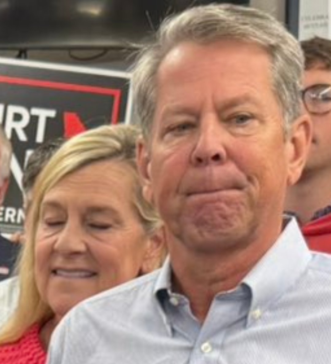 ThinkUshouldLIV's tweet photo. The faces of a ringing endorsement https://t.co/rkSNAVEJrZ