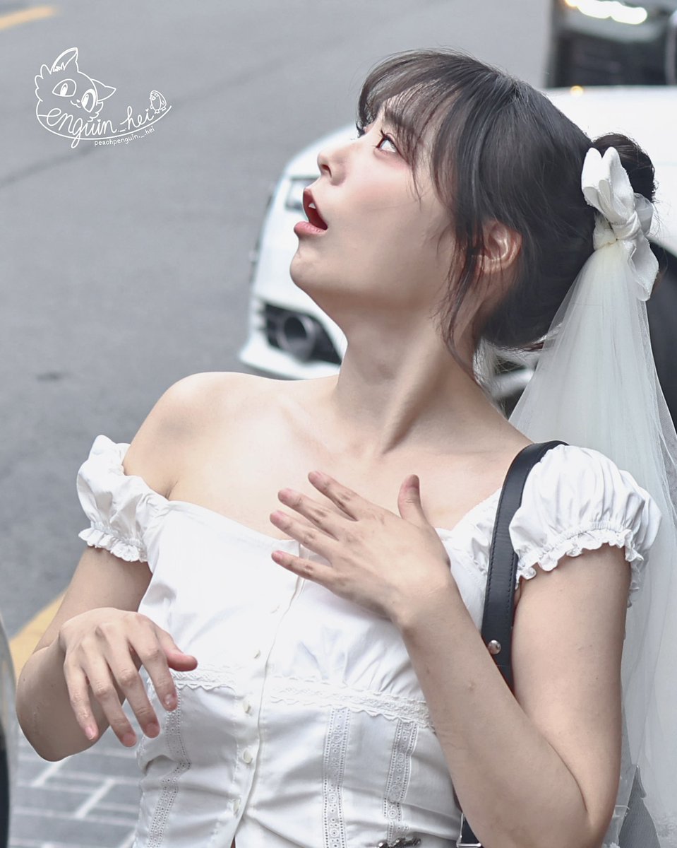 peachpenguin._.hei tweet media