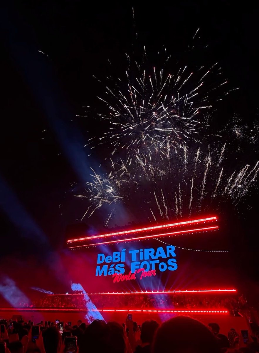 bbunnyontour's tweet photo. 🏟 - Bad Bunny “Debi Tirar Mas Fotos World Tour” 💃🏻
- Madrid #10
- Riyadh Air Metropolitano 🏟️
- Capacidad : 70,962 “Sold Out”
- Junio 15, 2026 🗓 
- Puertas Abren “5:00pm”  🌺
- Chuwi 7:00pm 🎸
- Show: 8:00pm 🪩
 #DTMF 📸
Feliz Cumpleaños Nattie ✨📸❤️ https://t.co/Rz908dPm2V