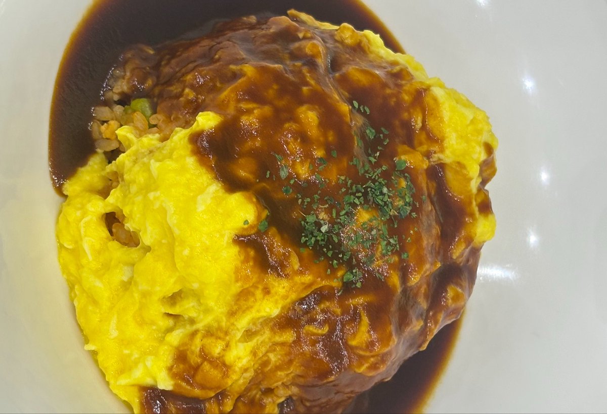 kmmmmr0's tweet photo. ぞけオム美味すぎて涙ちょちょぎれ https://t.co/WSWNhs5RJC