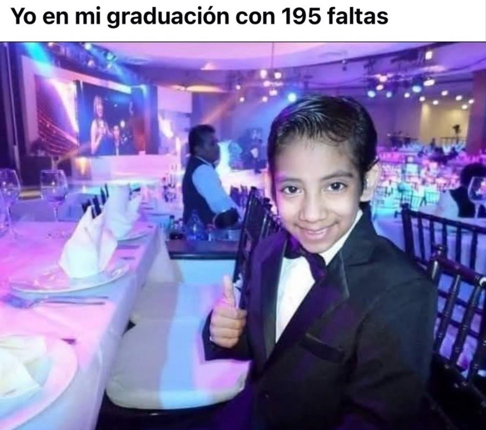 Francielaaaaa's tweet photo. ya me vi en cintermex https://t.co/HRmNFinrkC