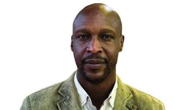 DubePH's tweet photo. Mercenaries of the pen are allegedly everywhere in Zimbabwe. Many appear willing to serve the interests of the highest bidder or the most powerful individuals. This past weekend, Mr. Tungwarara allegedly offered a substantial sum of money and a Toyota Land Cruiser in exchange for an apology from Rutendo Matinyarare to the First Family. He also allegedly requested that Matinyarare refrain from criticizing the family in his future communications. Matinyarare allegedly accepted both the offer and its conditions.
This phenomenon is not new. It can be traced back to the emergence of groups such as Varakashi, which allegedly helped normalize the practice of using financial incentives and patronage to influence public discourse. The growing perception that opinions and loyalties can be bought openly raises serious questions about the independence, credibility, and integrity of public commentary in Zimbabwe.