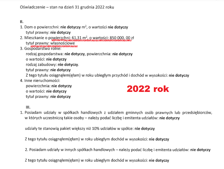 pikus_pol's tweet photo. Ciekawe to?🫢
Na koniec 2020r Kacprzyk ma na kontach - 84.826zł + umowa deweloperska na zakup mieszk. Wpłaca 150tys,  pozostaje do spłaty 489tys. 
W 2021r - dochód 66.190zł i żadnej informacji o ZADŁUŻENIU po zakupie mieszkania🤫
W 2022 info o mieszkaniu - WŁASNOŚĆ😂 https://t.co/axOnPbrcKv