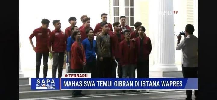 indepenSumatera's tweet photo. Kalian tahukan siapa mereka? Masa harus awak terus yang turun tangan untuk menjelaskannya 🤣.

Udah basi drama ini https://t.co/atEbM8agLb