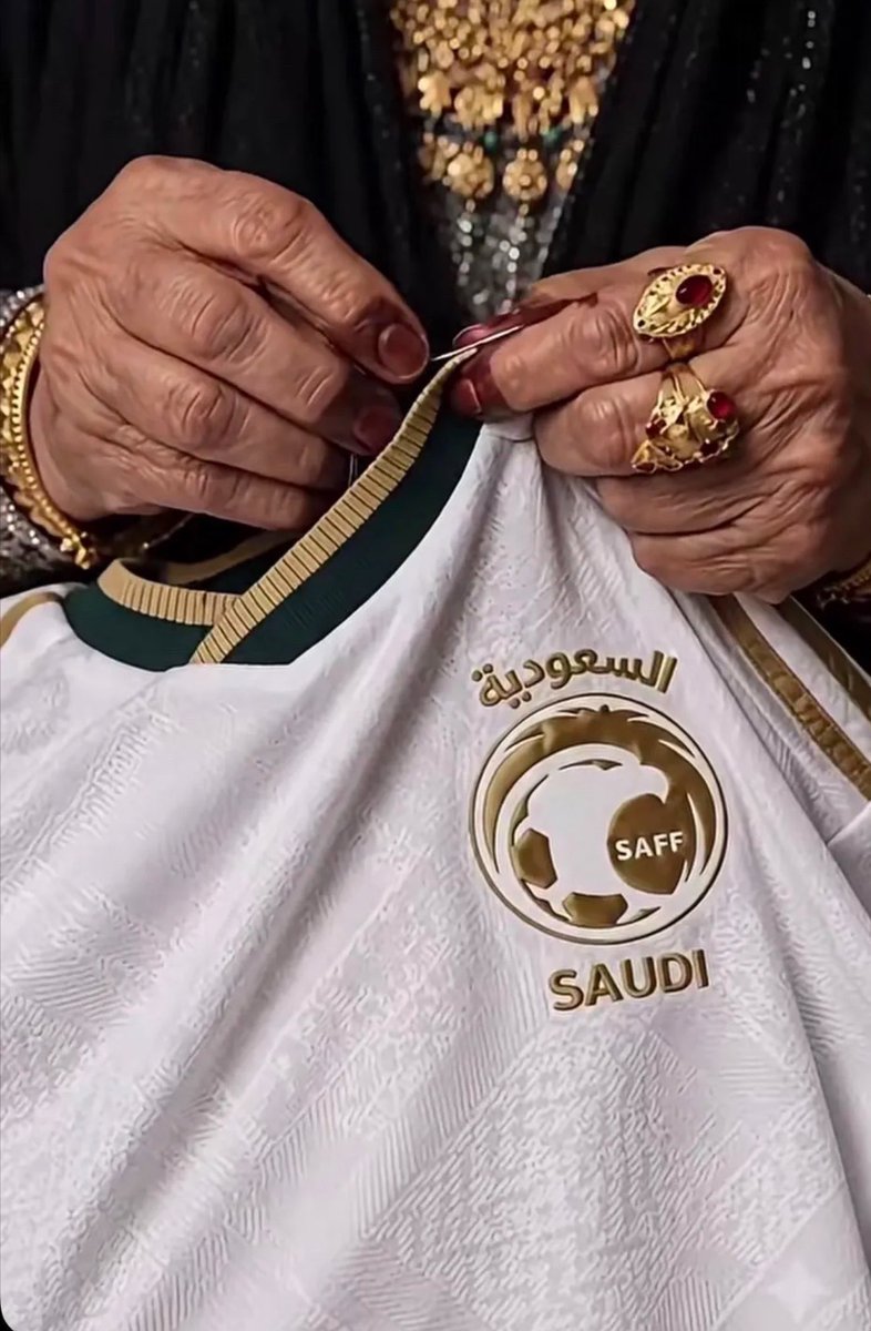 Manal_FH3's tweet photo. #كاس_العالم_٢٠٢٦ 
#السعوديه_الأرجواي 

مساءكم خير 🙋‍♀️

بالتوفيق للصقور الخضر في بداية مشوارهم في كأس العالم 2026 🦅💚🇸🇦 https://t.co/MFJGGz2Fux