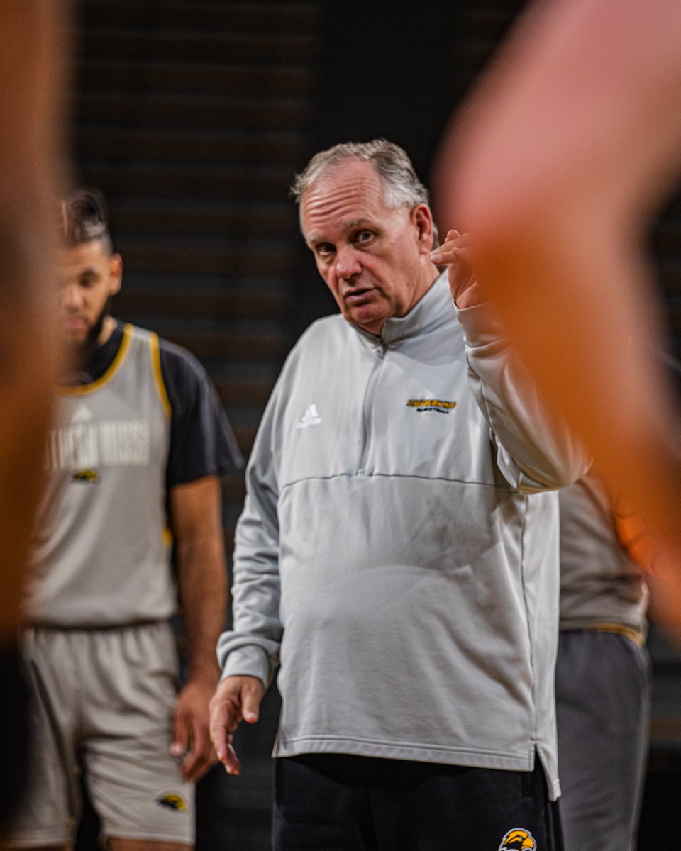 SouthernMissMBB's tweet photo. Last chance to register for Little Dribblers Camp ⛺️

 📅 » June 16-17 
📍» Payne Center

Register here 👉 https://t.co/nS1OEGM7ot https://t.co/mpo2A8Kw4P