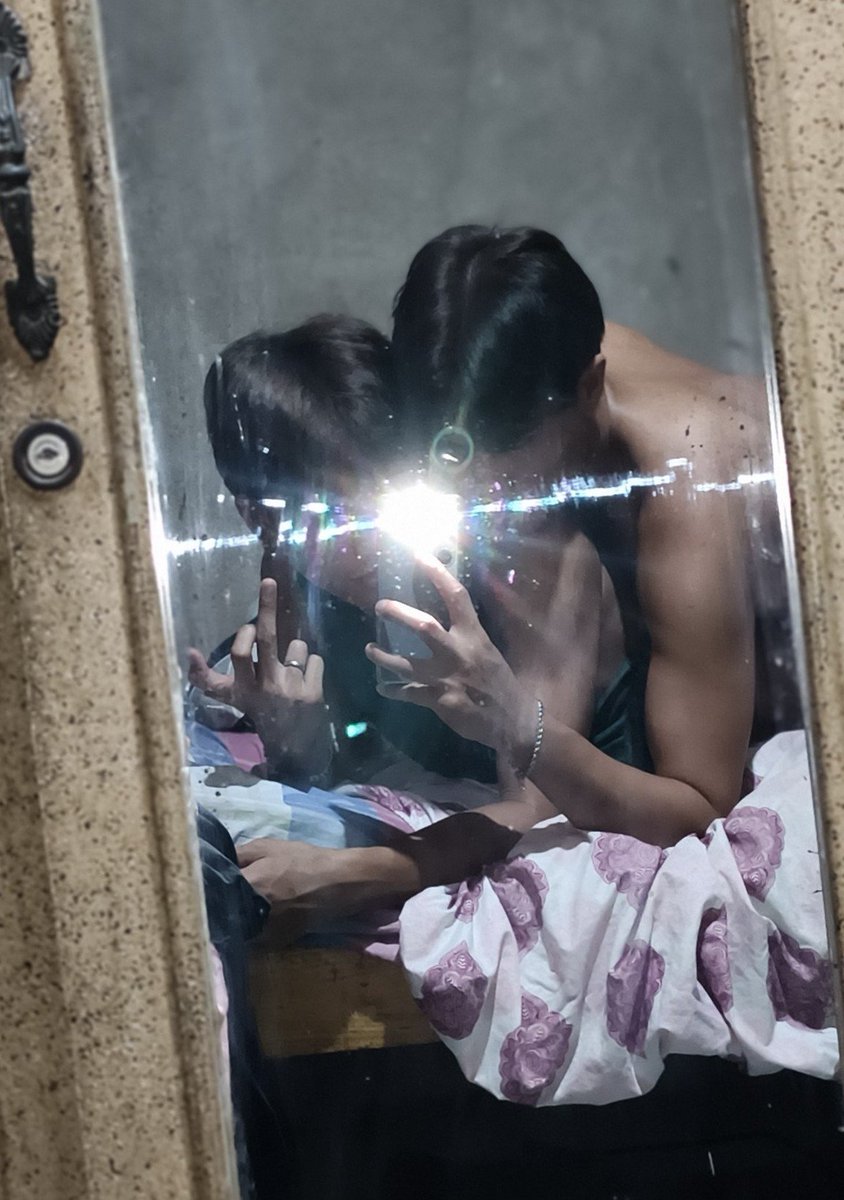 seixsebeen's tweet photo. Cuddle with us? HAHA
#alterbcd #bagetsdaks https://t.co/bQ8p31WCoc
