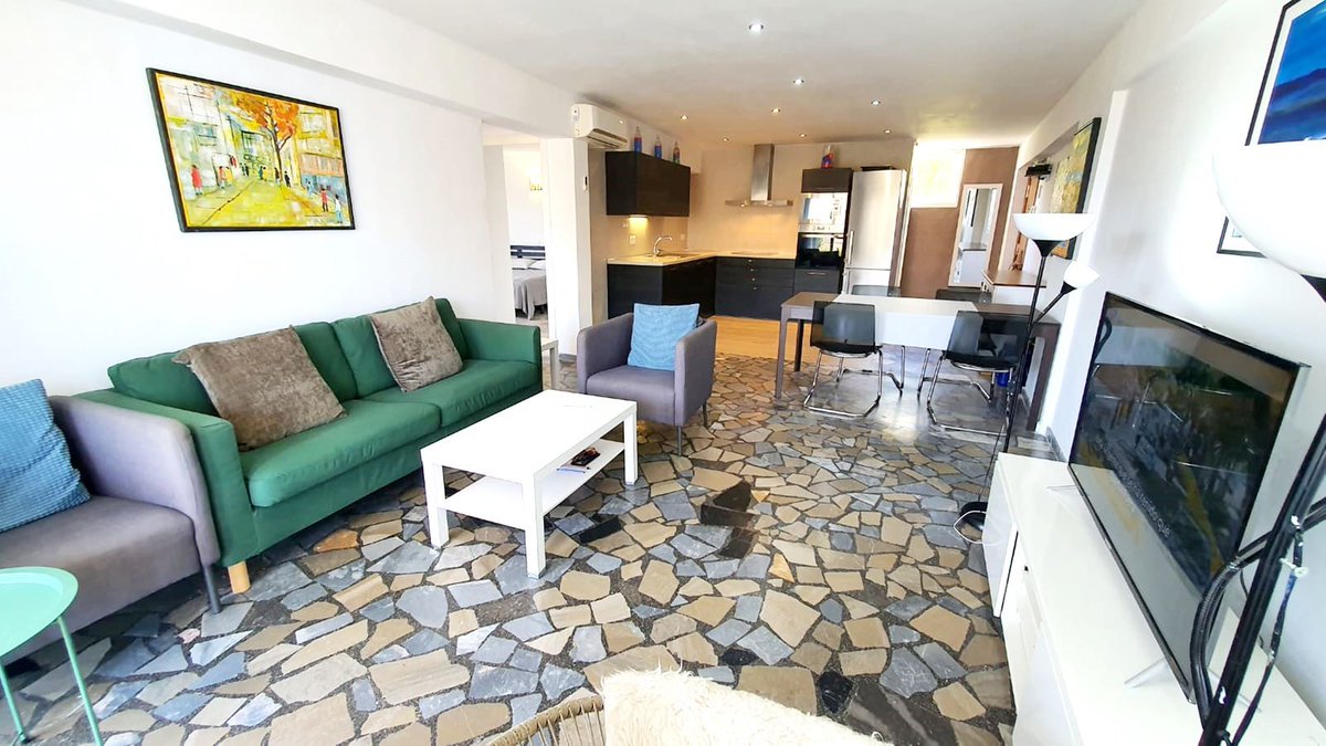 arribaestates's tweet photo. Bright Corner Apartment with Sea Views – Second Line Beach, Carvajal, #Fuengirola 430,000€

2 Bedrooms, 2 Bathrooms | Built 87 m² | Terrace 6 m²

https://t.co/bCSvtCUzLH https://t.co/Gywcg1qN6i