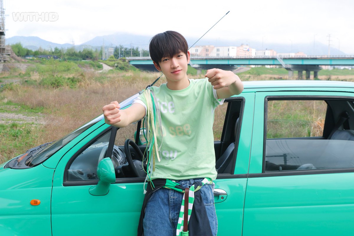 nont2xxt's tweet photo. 보통 연애 걸리는 아이돌들 이럼 https://t.co/8WdAevFVGD