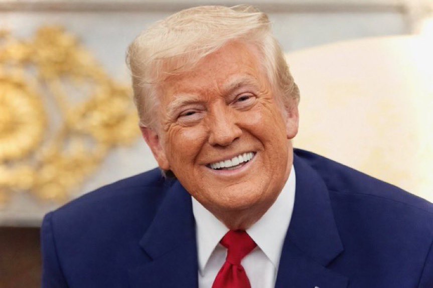 TeamTrumpPost47's tweet photo. 🚨 THE STRAIT IS BACK: President Trump delivers AGAIN, securing a peace deal that is expected to open the Strait of Hormuz TONIGHT.

Promises made, PROMISES KEPT. https://t.co/oVUhKo0JKQ
